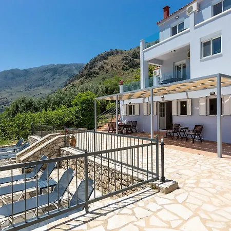 Jupiter With View, Private Pool And Tennis Court Villa